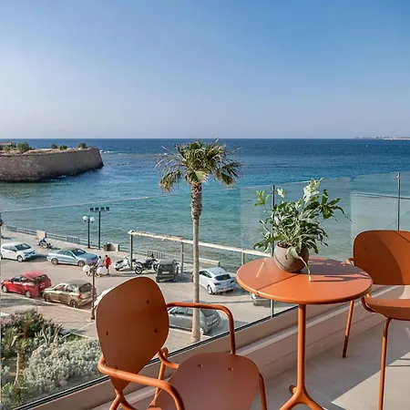 Theta Boutique فندق