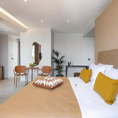 Theta Boutique Hotel *